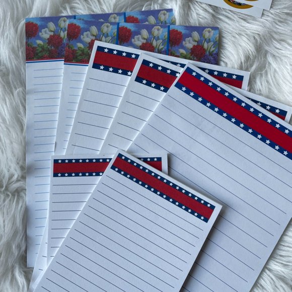 20 Patriotic cards, 30 envelope seals, 5 large notepads, 2 small notepads - Picture 4 of 11